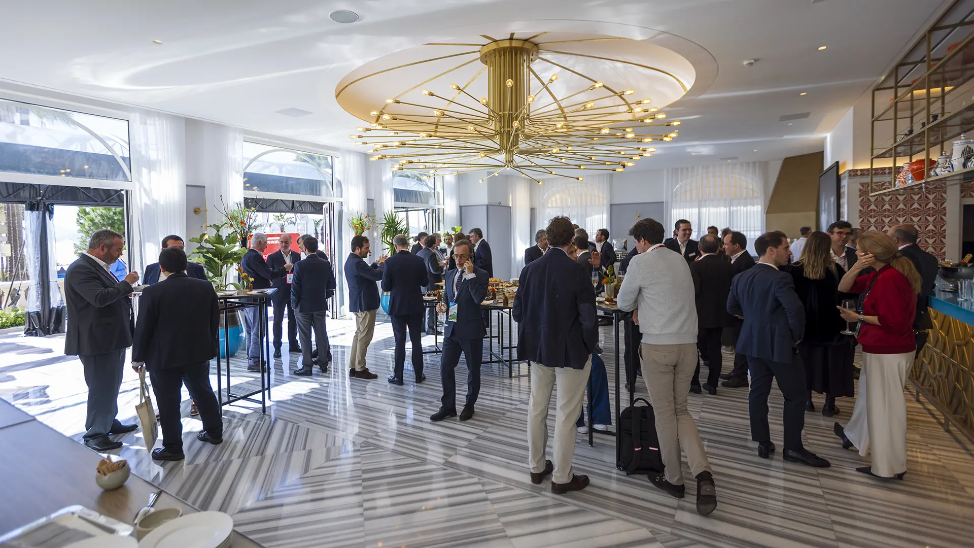 Salle réception luxe Hôtel Carlton Cannes décoration élégante photographie professionnelle événement mariage séminaire Côte d'Azur