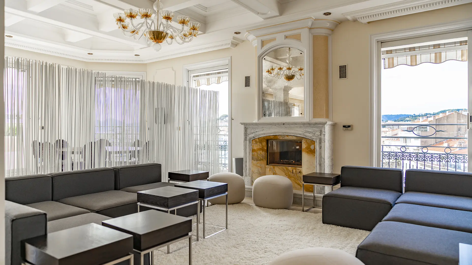 Salon suite appartement lieu réception événement privatif Cannes photographie professionnelle espace événementiel luxe Côte d'Azur